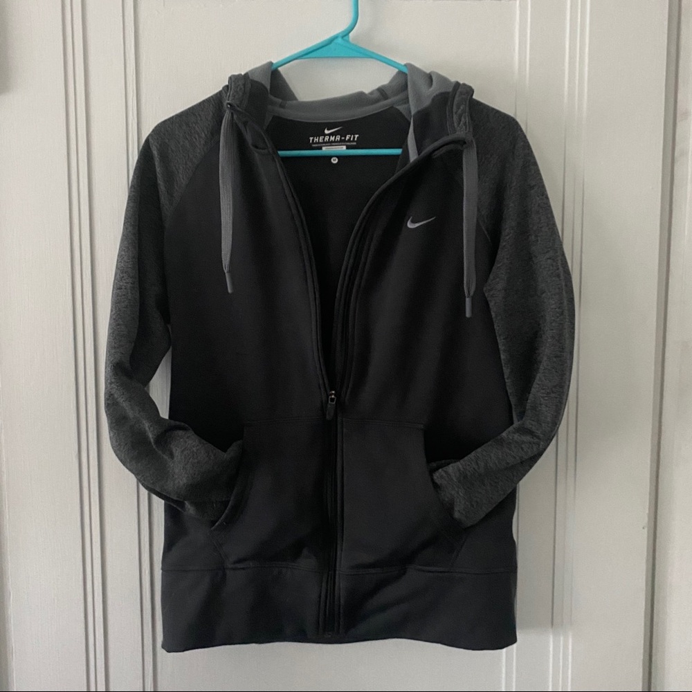 Medium Nike grey zip up